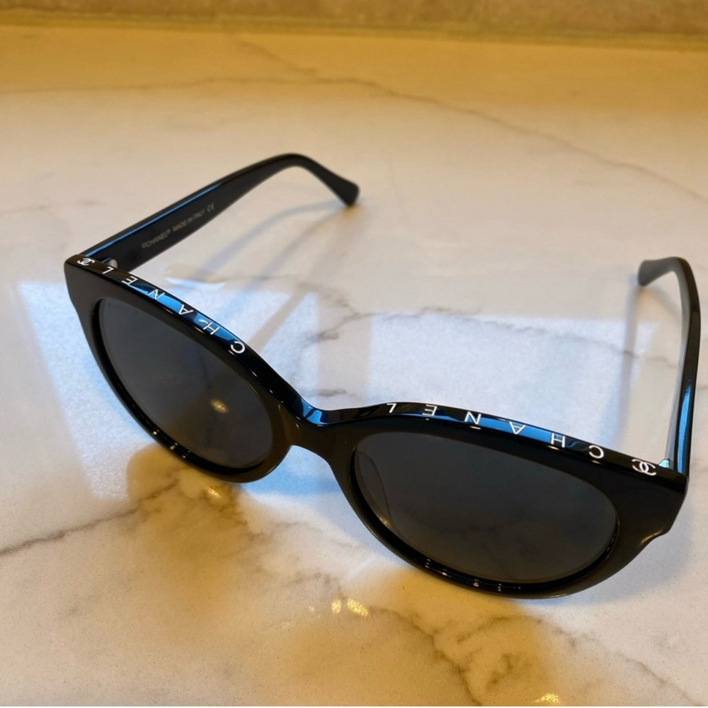 Authenticity Chanel sunglasses